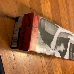 Capezio Pointe shoes. Glisse- Model # 102. Size 6.5 W